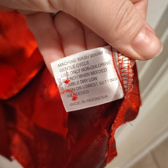 Liz Baker Floral Red Satin Long Sleeve Button Down Shirt Sz 2X Career Casual - Picture 4 of 5